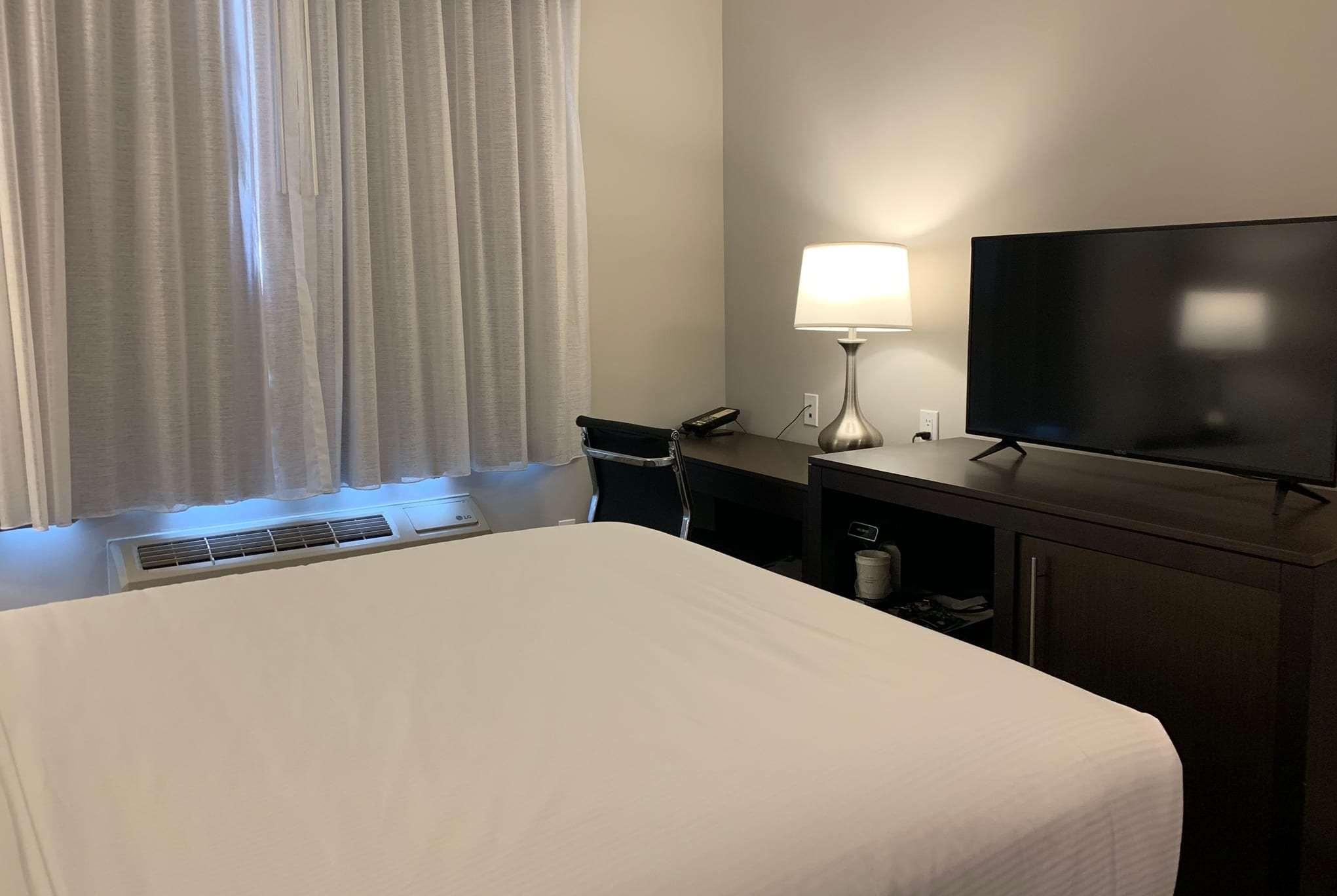 Hotel Wingate By Wyndham Jfk Airport, Far Rockaway Ny New York Exterior foto